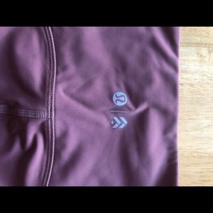 Lululemon x Barry’s Red Dust Stronger Than One